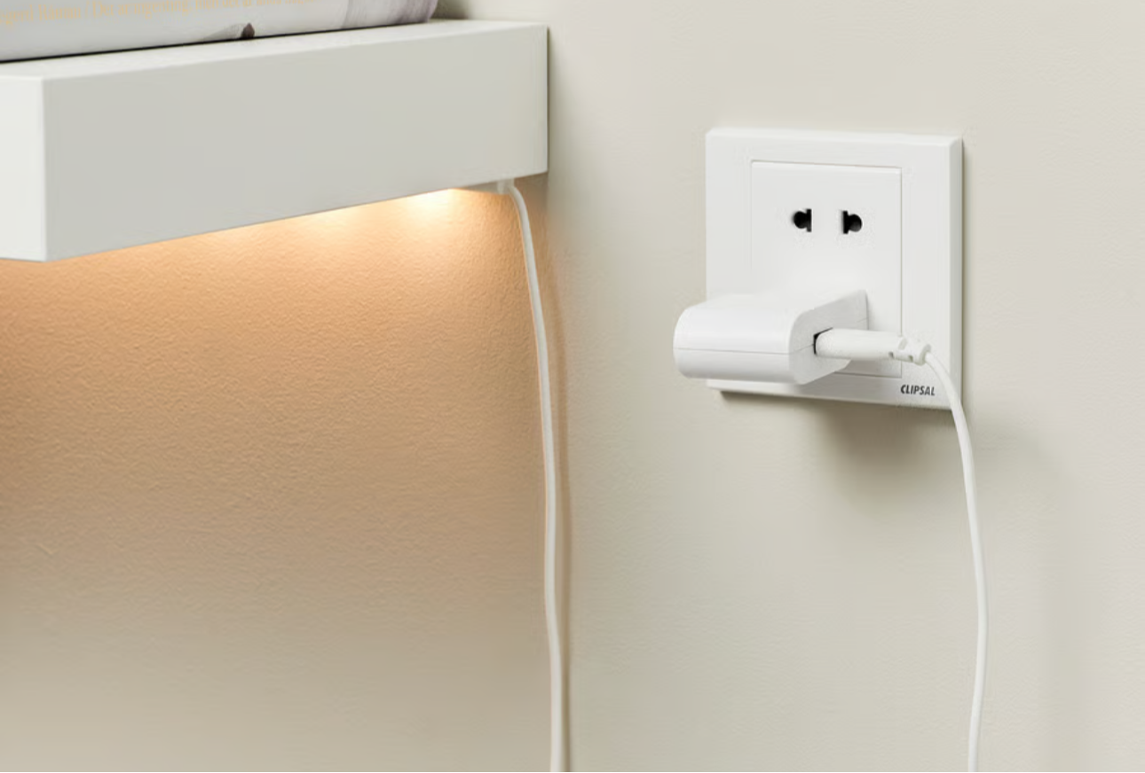 IKEA Smahagel 3-port USB charger, white