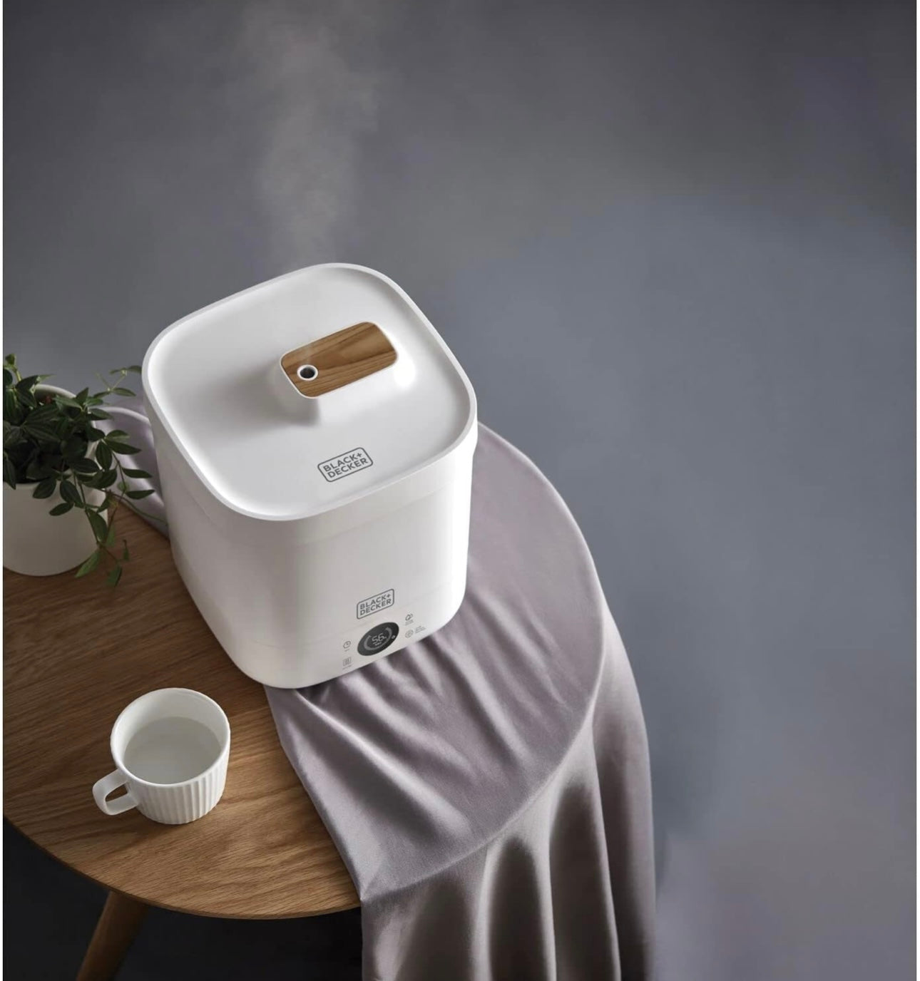 BLACK+DECKER Digital Humidifier, 110W 4L Capacity for Large Rooms up to 40m2