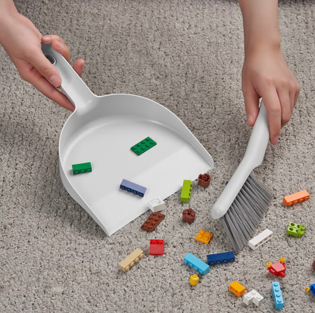 IKEA PEPPRIG Dust pan and brush