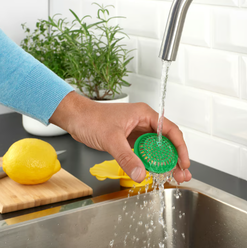 IKEA UPPFYLLD Lemon squeezer, bright yellow/bright green, 15 cm (6 ")